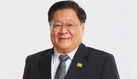 Sardines king William Tiu Lim gets another term as Philexport .